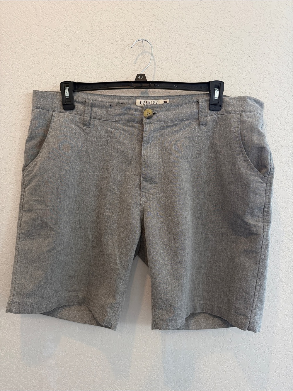 Ezekiel Men's Heather Gray Flat Front Shorts